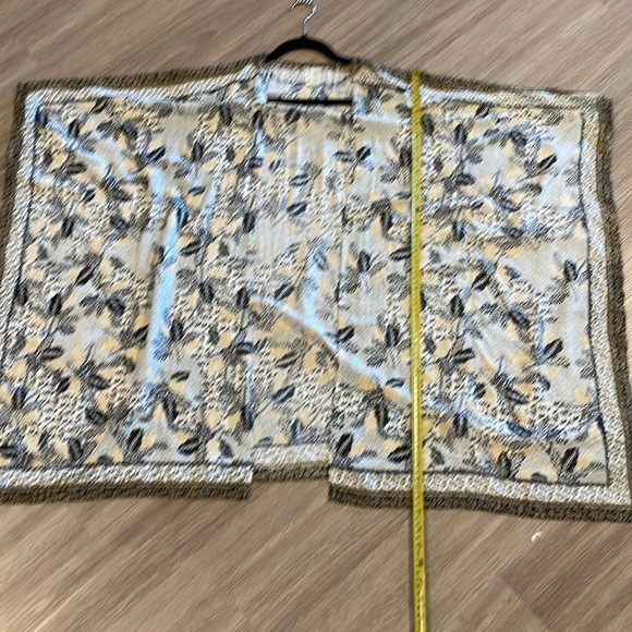 Japna Women’s Kimono Cardigan One Size White Mix Paisley Floral Open Front Boho - Picture 10 of 11